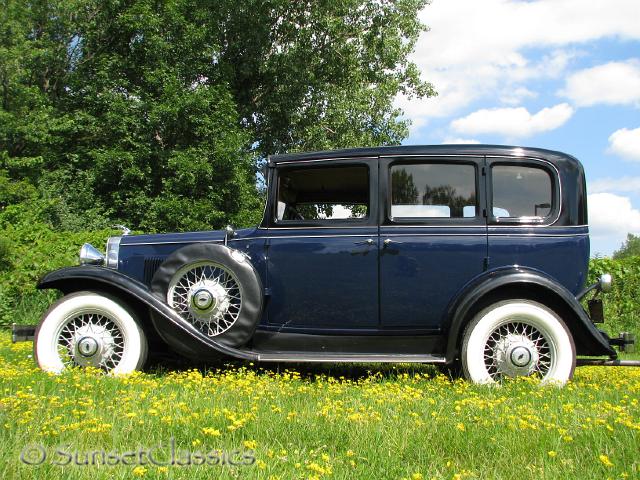 1931-chevrolet-sedan-deluxe-951.jpg