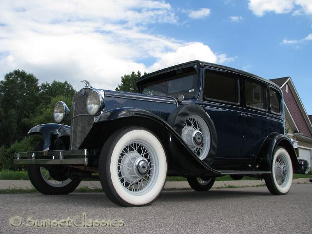 1931-chevrolet-sedan-deluxe-980.jpg