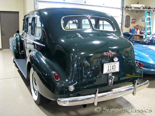 1940-buick-limited-91-sedan-565.jpg