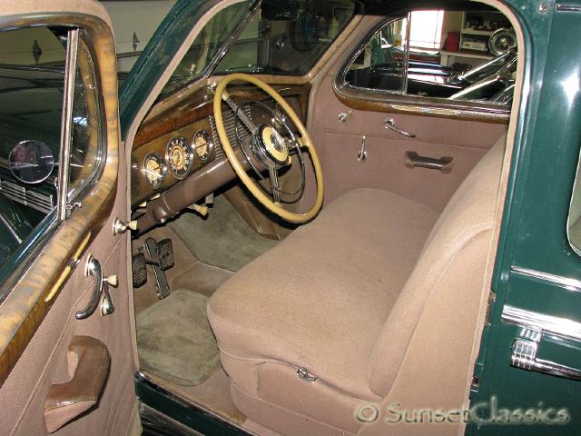 1940-buick-limited-91-sedan-568.jpg