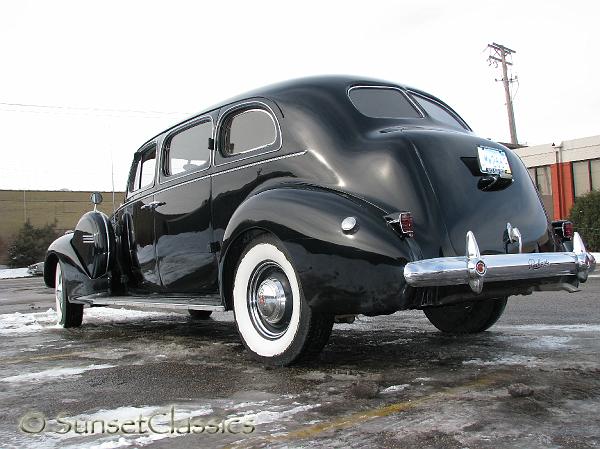 1940-packard-henney-super8-005.jpg