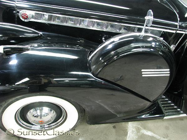1940-packard-henney-super8-168.jpg