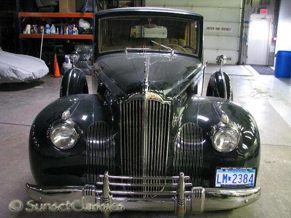 1941-packard-160-675.jpg