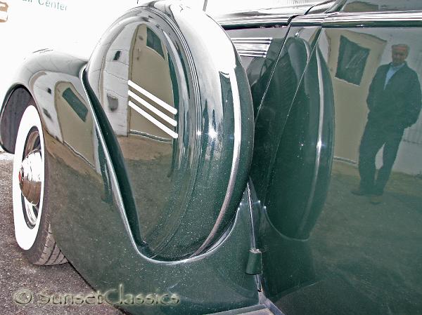 1941-packard-160-817.jpg