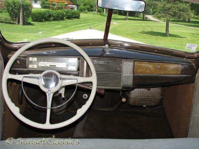 1941-plymouth-special-deluxe-325.jpg