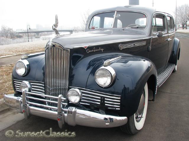 1942-packard-160-251.jpg