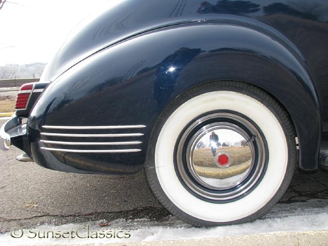 1942-packard-160-295.jpg