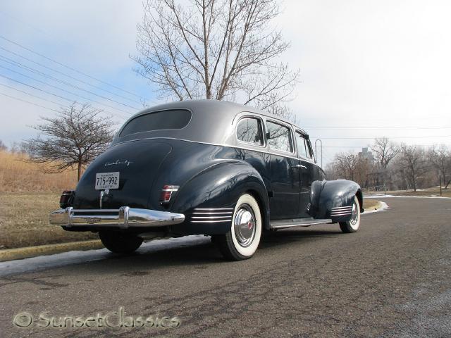 1942-packard-160-435.jpg