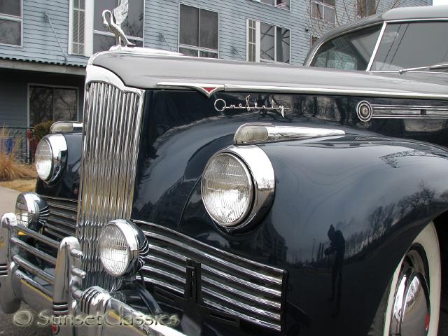 1942-packard-160-259.jpg