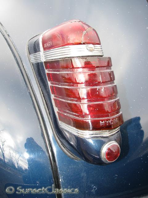 1942-packard-160-282.jpg