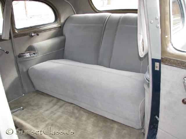 1942-packard-160-308.jpg