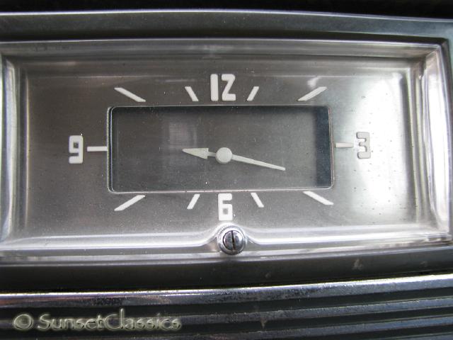 1942-packard-160-332.jpg