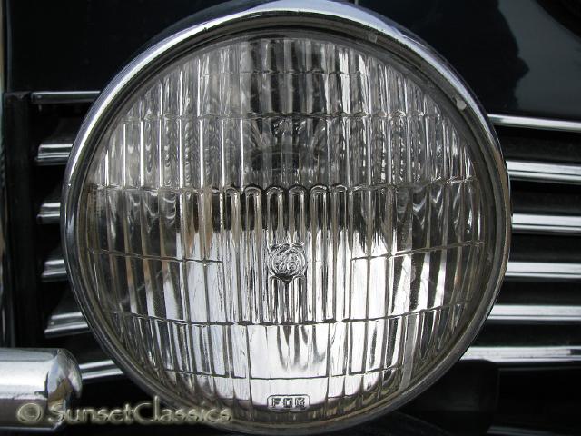 1942-packard-160-365.jpg