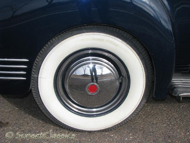 1942-packard-160-428.jpg