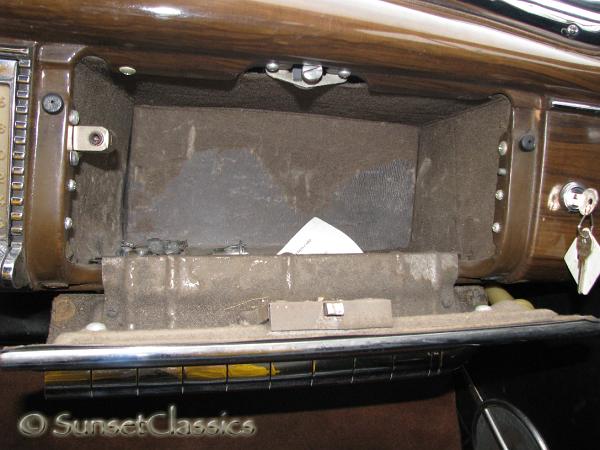 1949-packard-limo-729.jpg