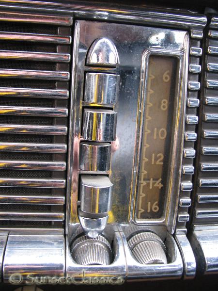 1949-packard-limo-735.jpg