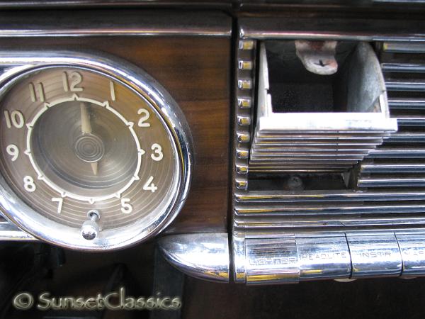 1949-packard-limo-738.jpg