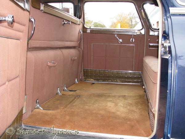 1949-packard-limo-753.jpg