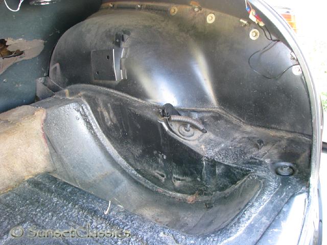1949-plymouth-deluxe-coupe-080.jpg