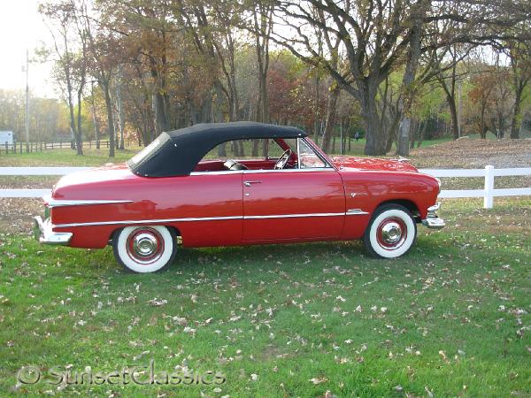 1951-ford-custom203.jpg