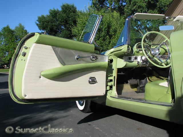 1956-ford-thunderbird-300.jpg