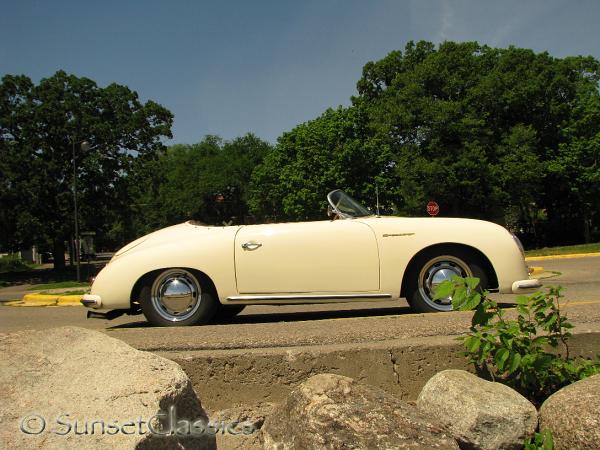 1956-porsche-speedster-250.jpg