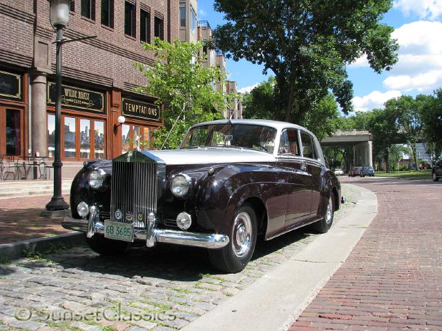 1956-rolls-royce-365.jpg