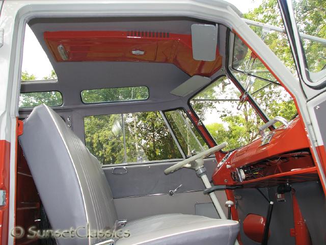 1957-23-window-bus-359.jpg