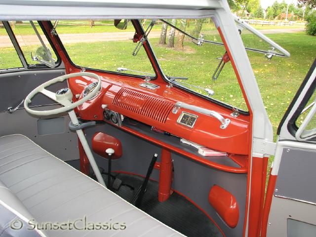 1957-23-window-bus-361.jpg