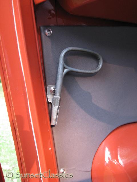 1957-23-window-bus-395.jpg