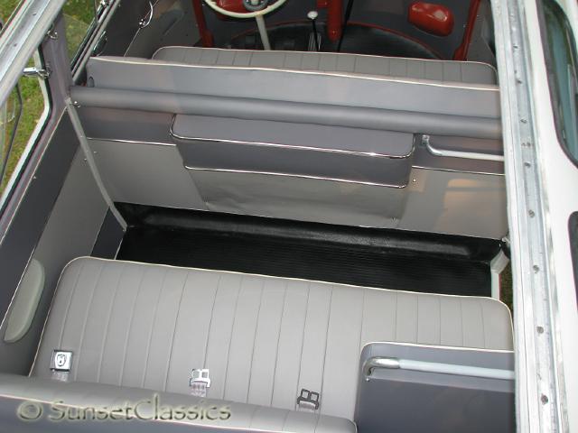 1957-23-window-bus-399.jpg