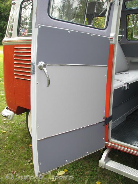 1957-23-window-bus-402.jpg