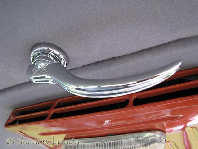 1957-23-window-bus-536.jpg