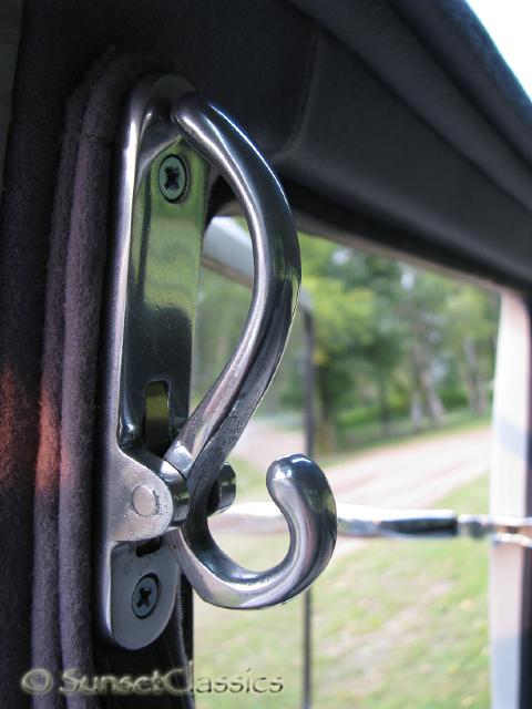 1957-23-window-bus-542.jpg