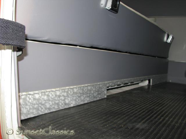 1957-23-window-bus-556.jpg