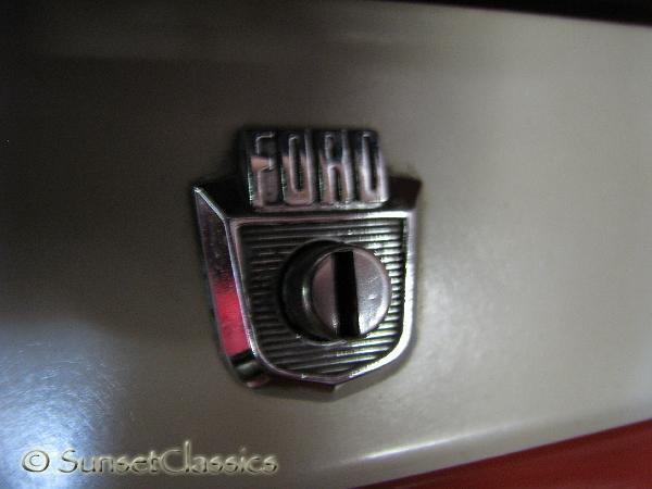 1957-ford-fairlane-473.jpg