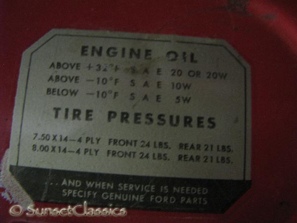 1957-ford-fairlane-527.jpg