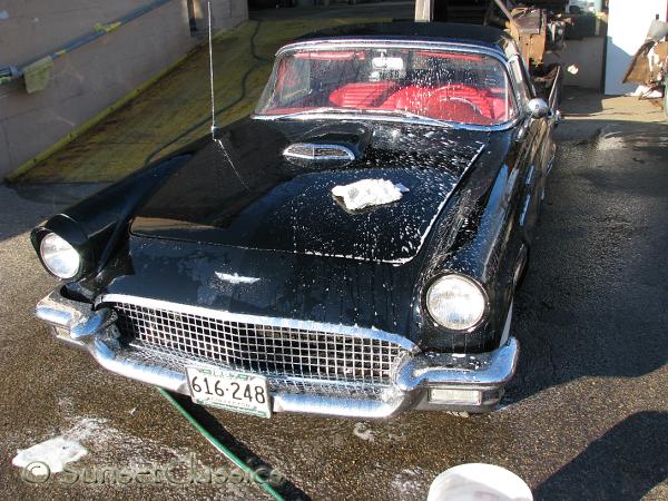 1957-ford-thunderbird-550.jpg