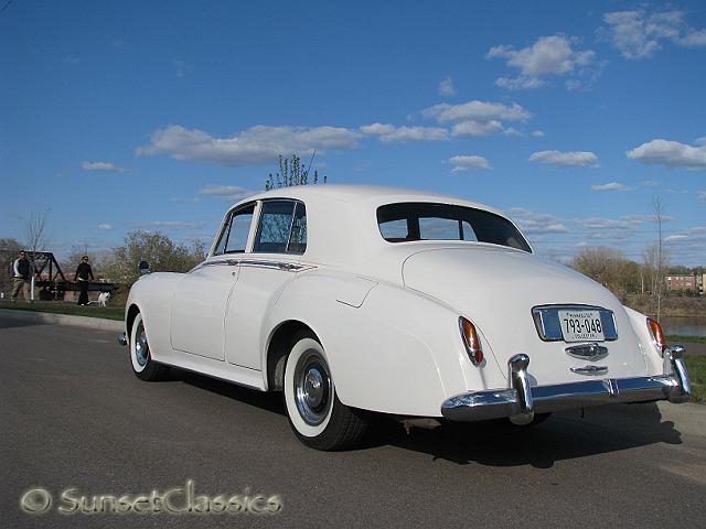 1958-rolls-royce-silver-cloud-282.jpg