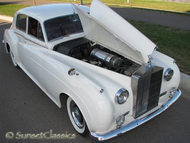 1958-rolls-royce-silver-cloud-444.jpg