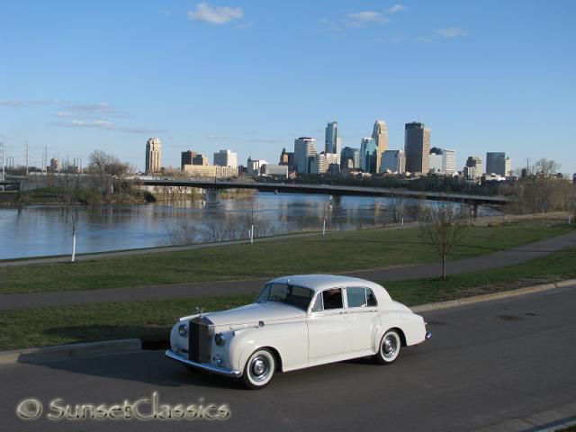 1958-rolls-royce-silver-cloud-461.jpg