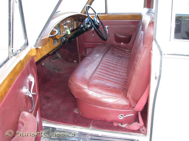 1958-rolls-royce-silver-cloud-324.jpg