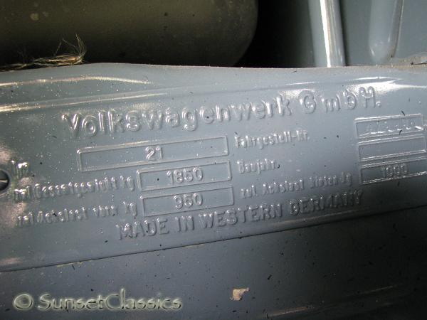 1959-vw-double-door-van-323.jpg