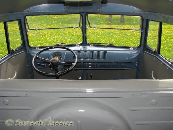 1959-vw-double-door-van-331.jpg