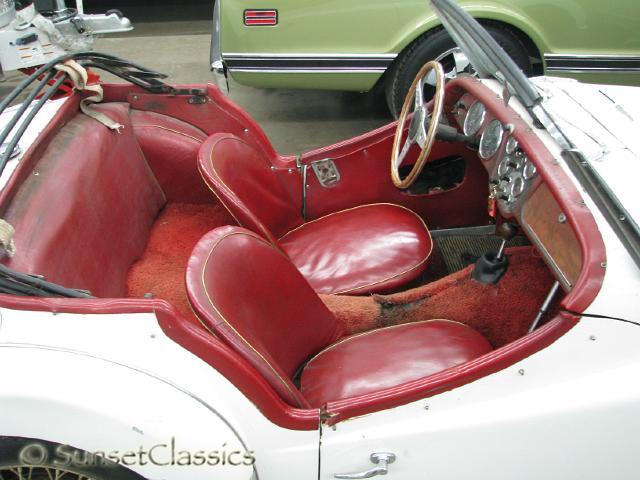 1961-triumph-tr3a-565.jpg