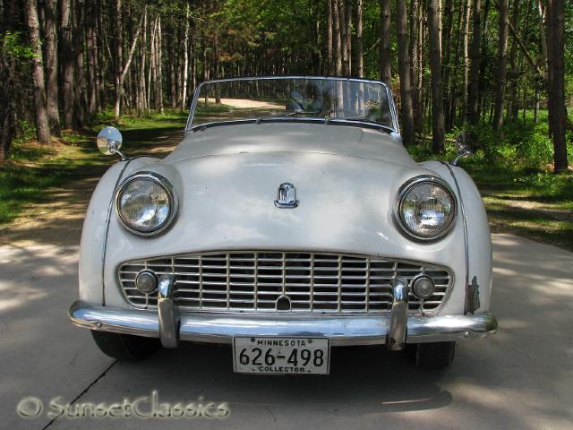 1961-triumph-tr3a-607.jpg