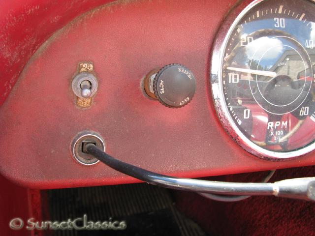 1961-triumph-tr3a-700.jpg