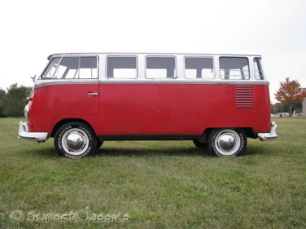 1961-deluxe-vw-bus-042.jpg