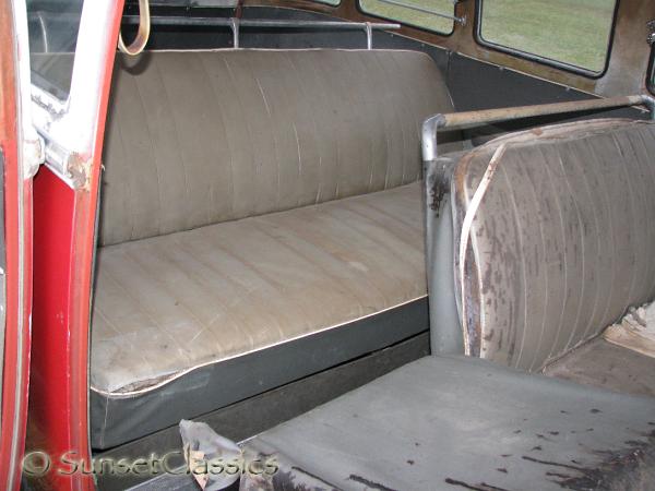 1961-deluxe-vw-bus-078.jpg