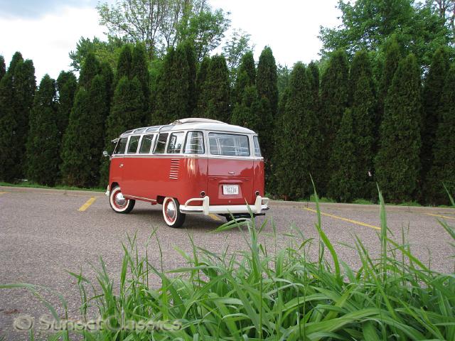 1961-23-window-bus-267.jpg